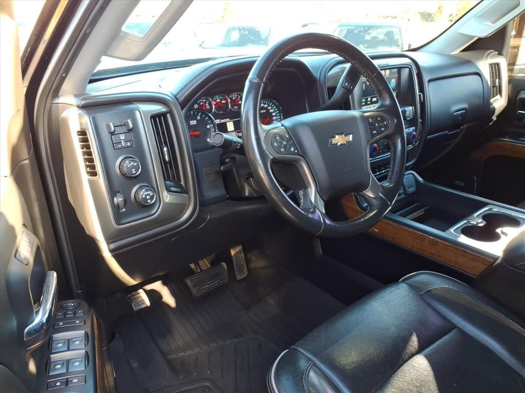 2017 Chevrolet Silverado High Country