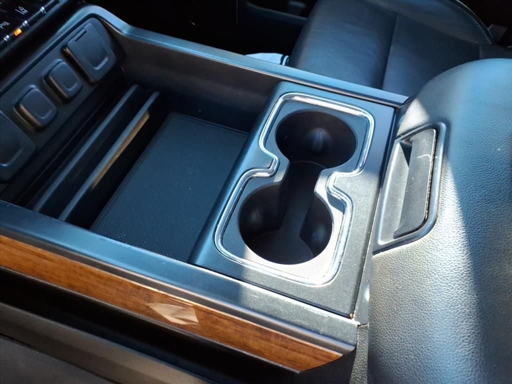 2017 Chevrolet Silverado High Country