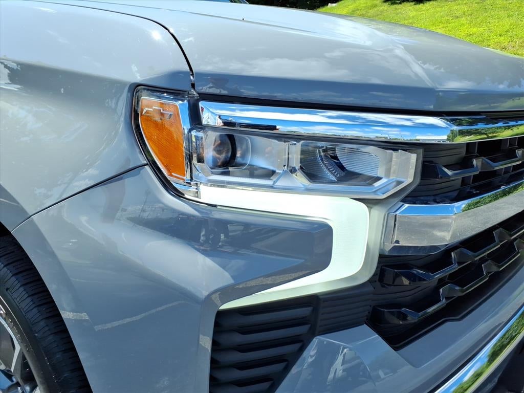 2024 Chevrolet Silverado LT