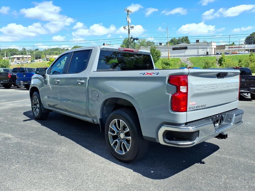 2024 Chevrolet Silverado LT
