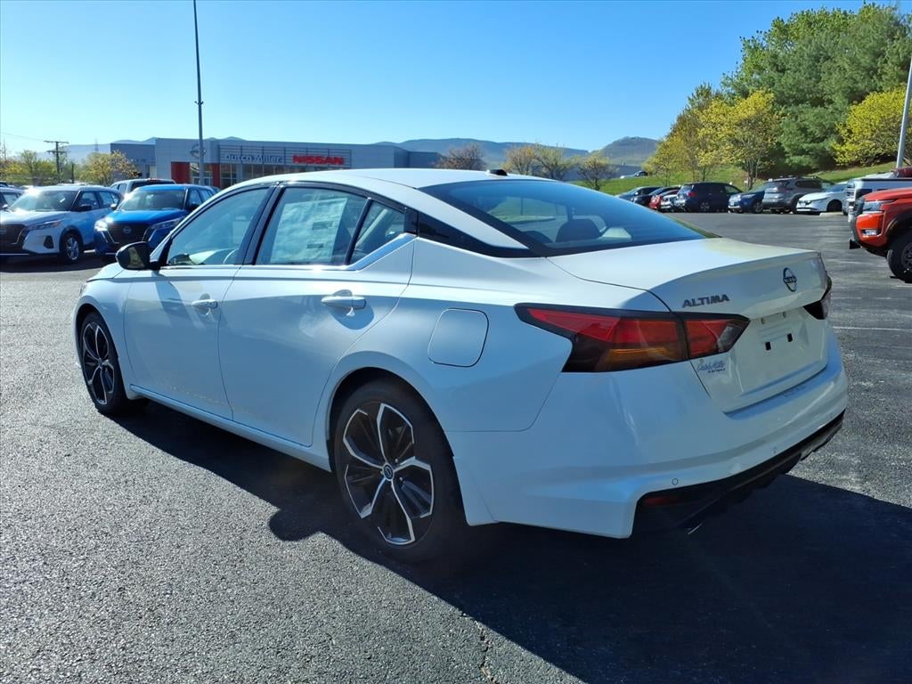 2026 Nissan Altima SR