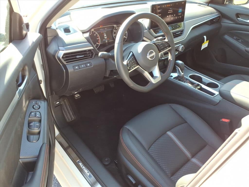 2026 Nissan Altima SR
