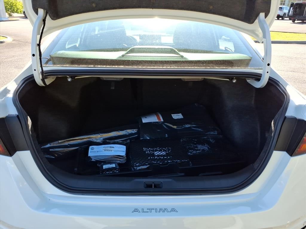 2026 Nissan Altima SR