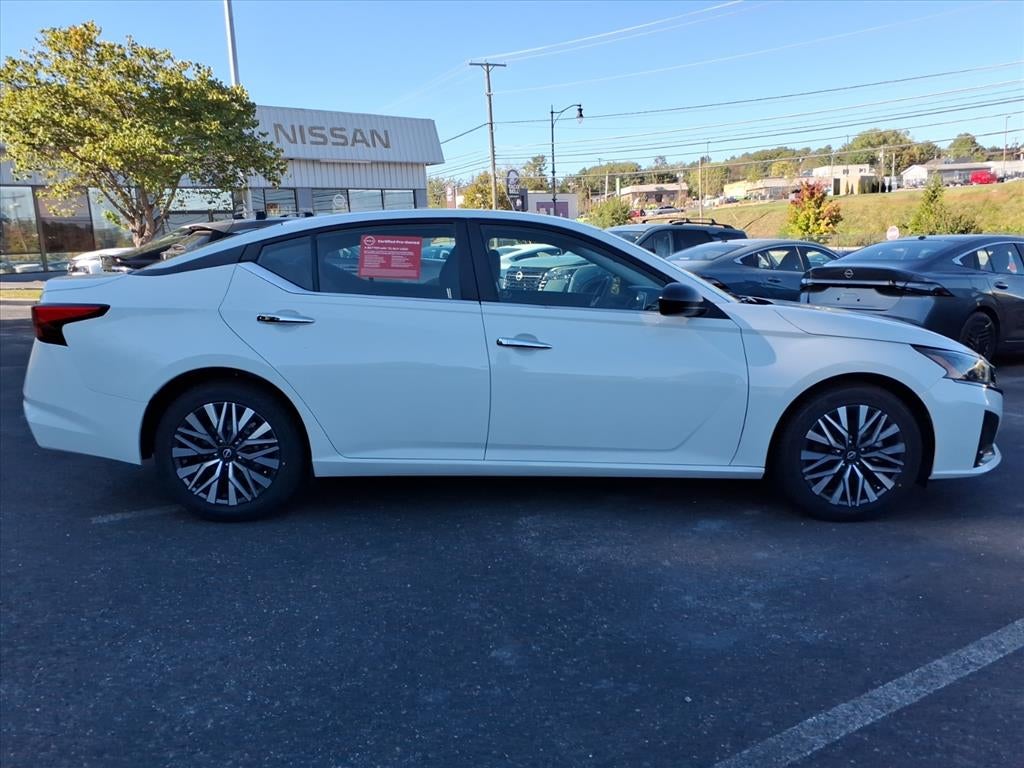 2024 Nissan Altima SV