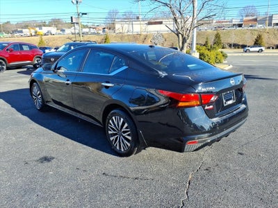 2024 Nissan Altima SV