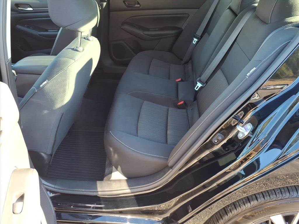 2024 Nissan Altima SV