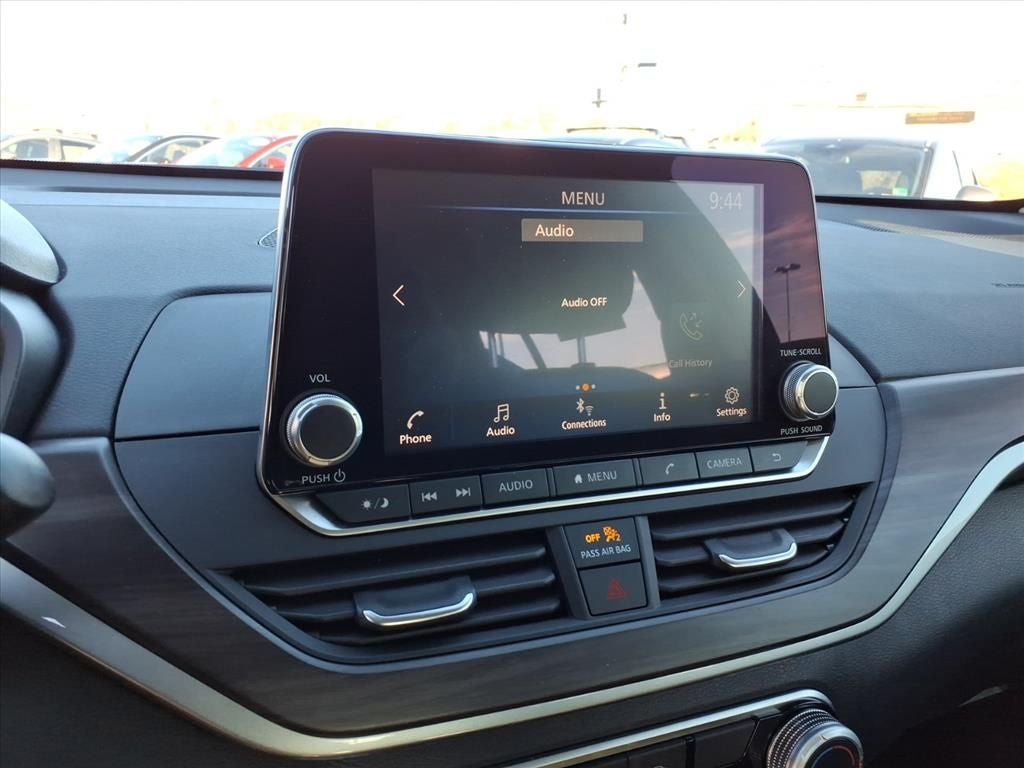 2024 Nissan Altima SV