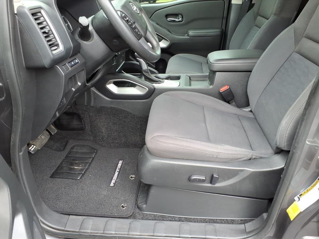 2024 Nissan Frontier Crew Cab SV