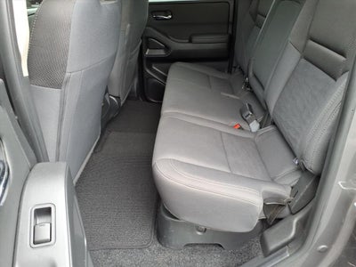2024 Nissan Frontier Crew Cab SV