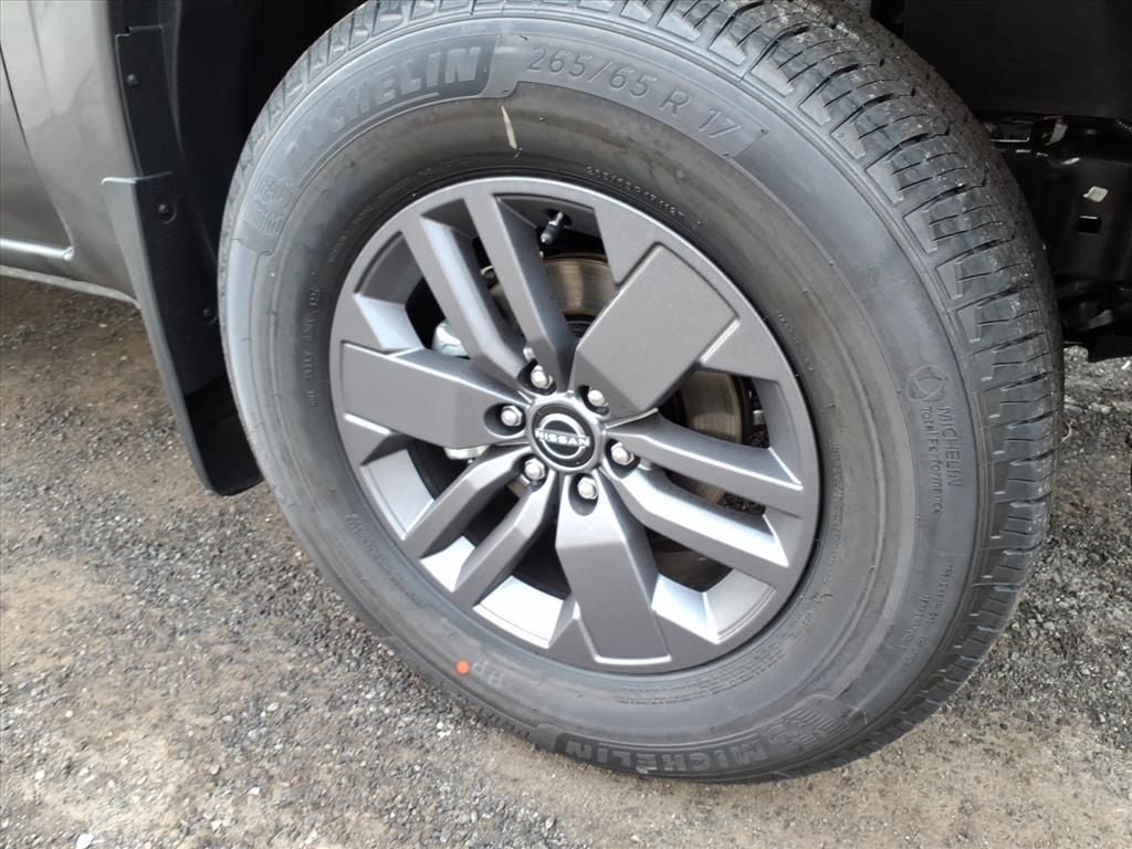 2026 Nissan Frontier Crew Cab SV