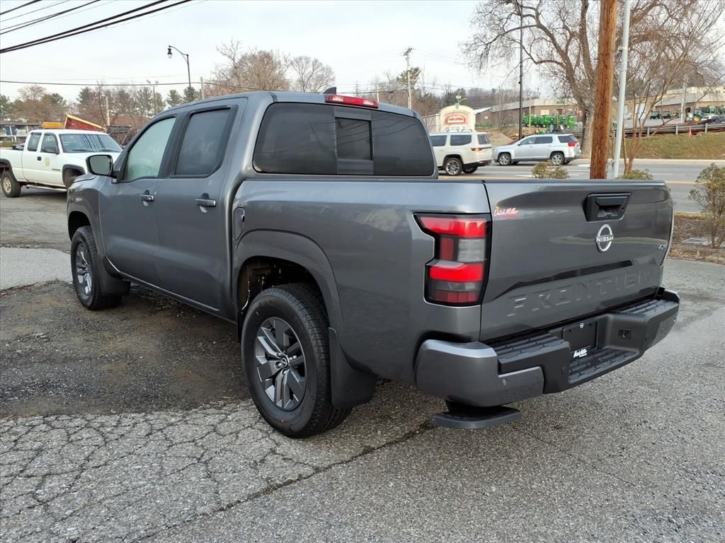 2026 Nissan Frontier Crew Cab SV