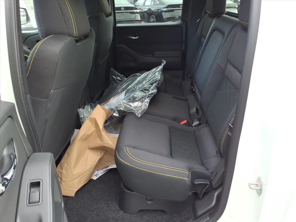 2027 Nissan Frontier Crew Cab SV