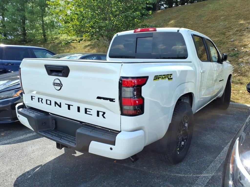2027 Nissan Frontier Crew Cab SV