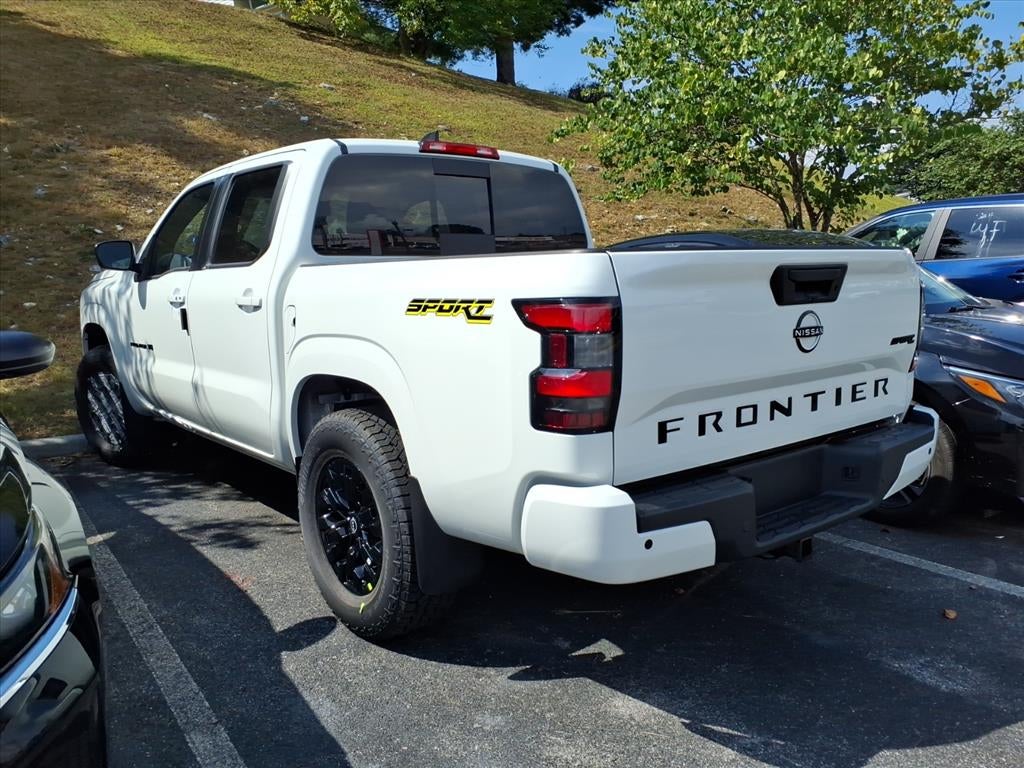 2027 Nissan Frontier Crew Cab SV