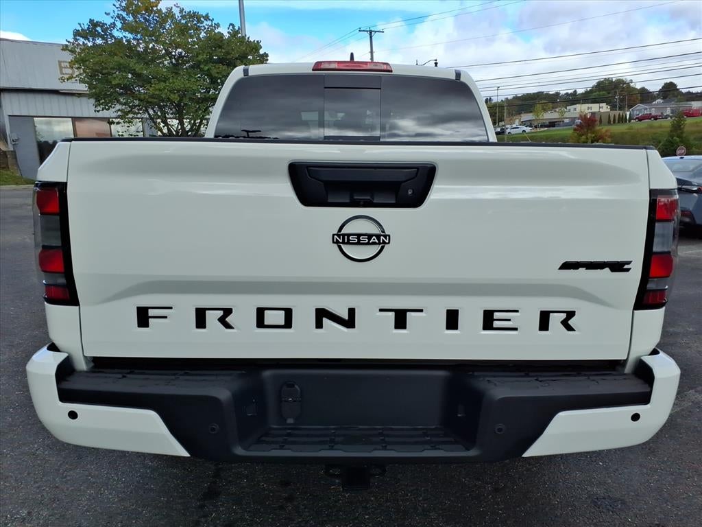 2027 Nissan Frontier Crew Cab SV
