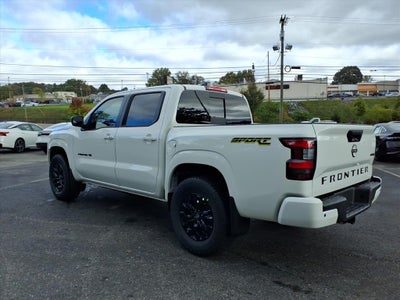2027 Nissan Frontier Crew Cab SV