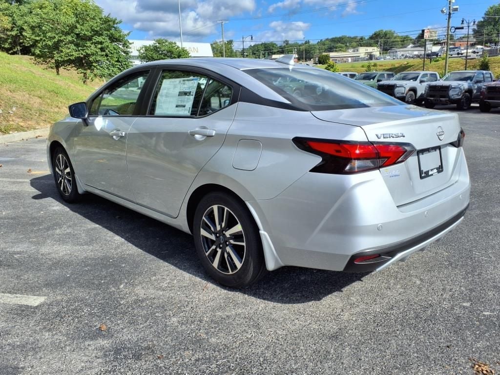 2025 Nissan Versa SV
