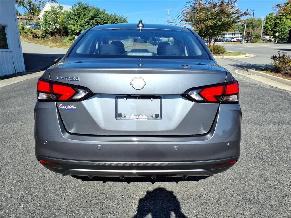 2025 Nissan Versa SV