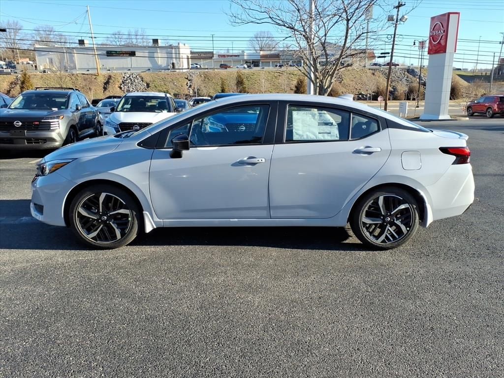 2025 Nissan Versa SR