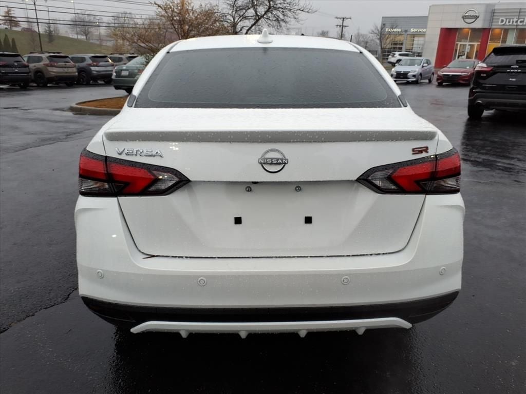 2025 Nissan Versa SR