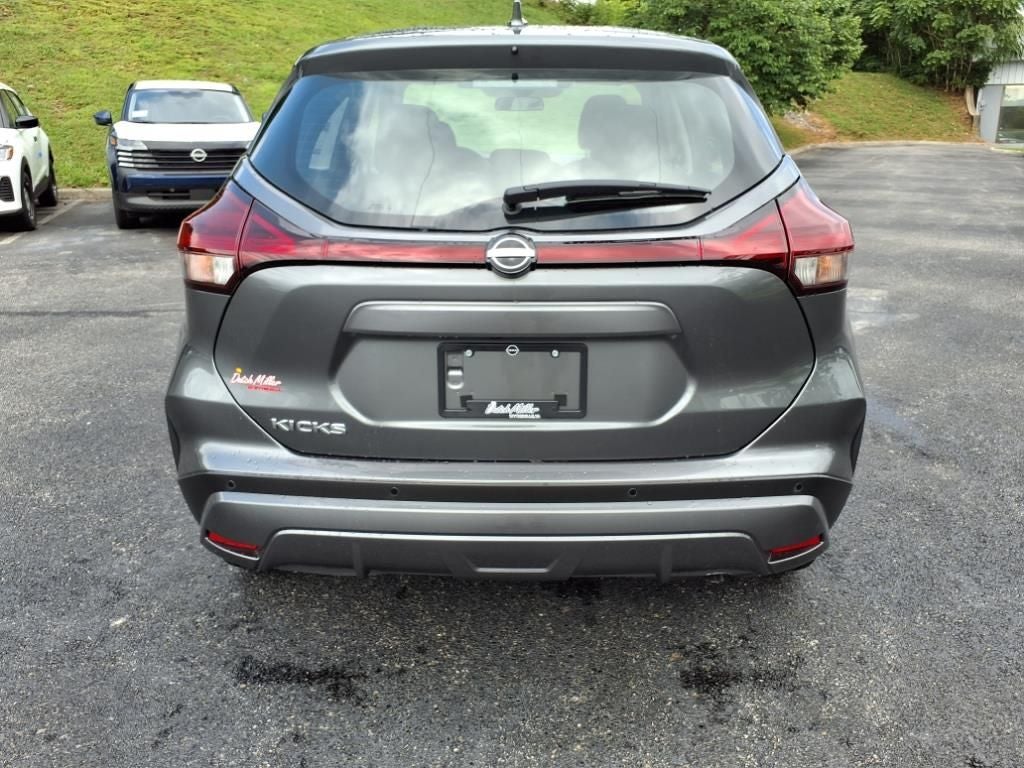 2025 Nissan Kicks Play S