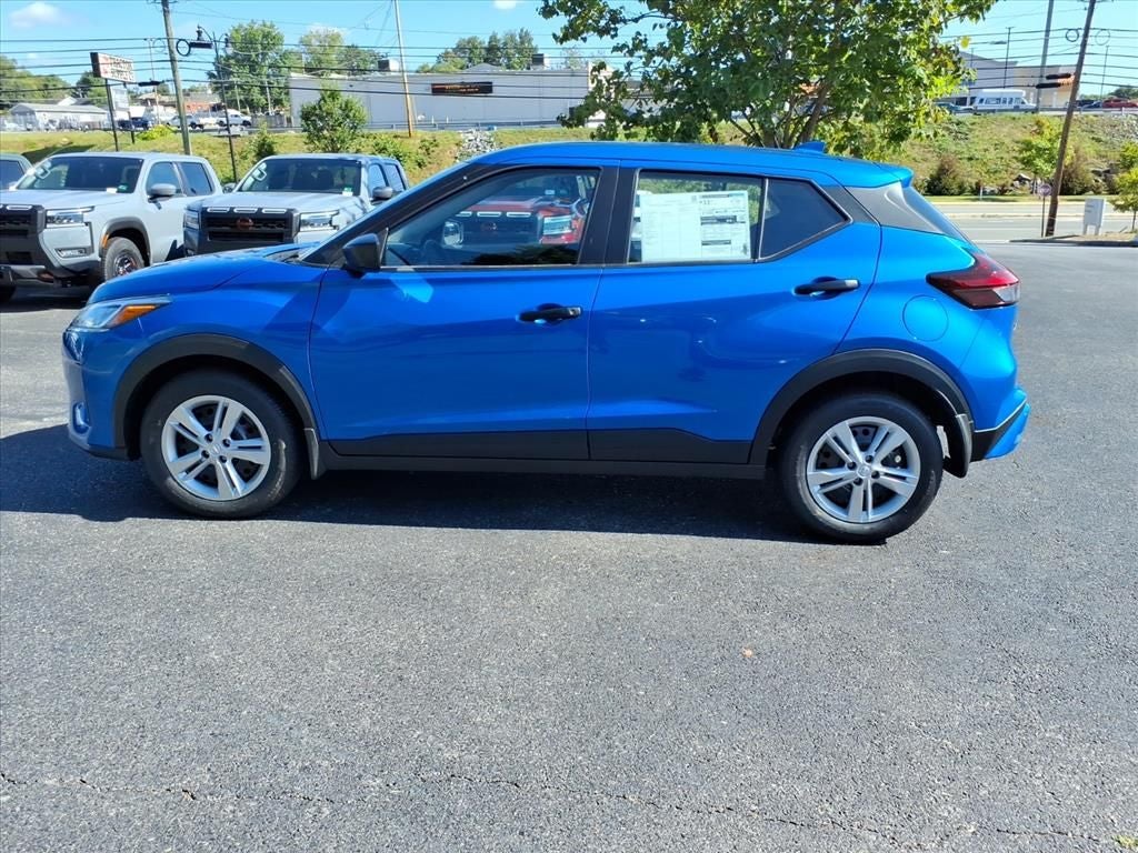 2025 Nissan Kicks Play S