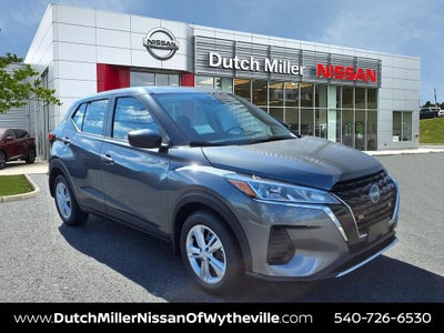 2025 Nissan Kicks Play S