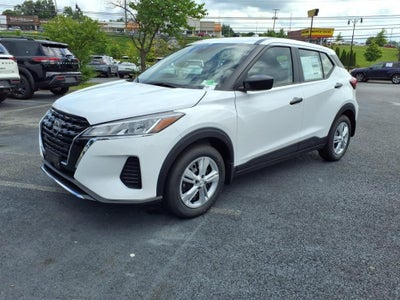 2025 Nissan Kicks Play S