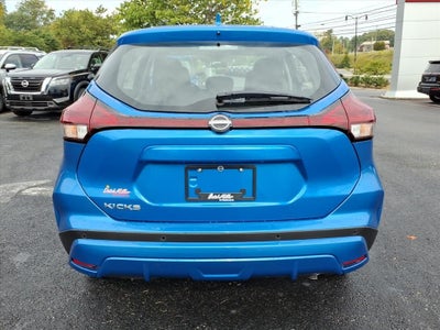 2025 Nissan Kicks Play S