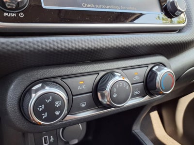 2025 Nissan Kicks Play S