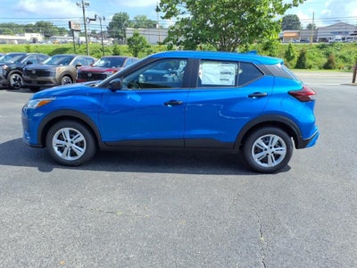 2025 Nissan Kicks Play S