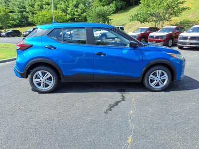 2025 Nissan Kicks Play S