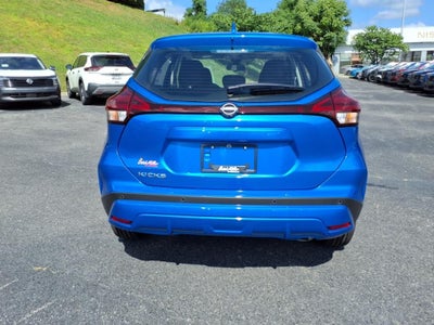 2025 Nissan Kicks Play S