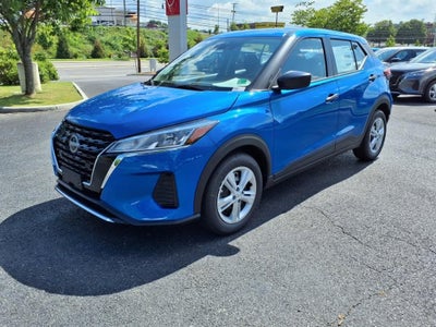 2025 Nissan Kicks Play S