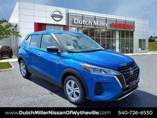 2025 Nissan Kicks Play S