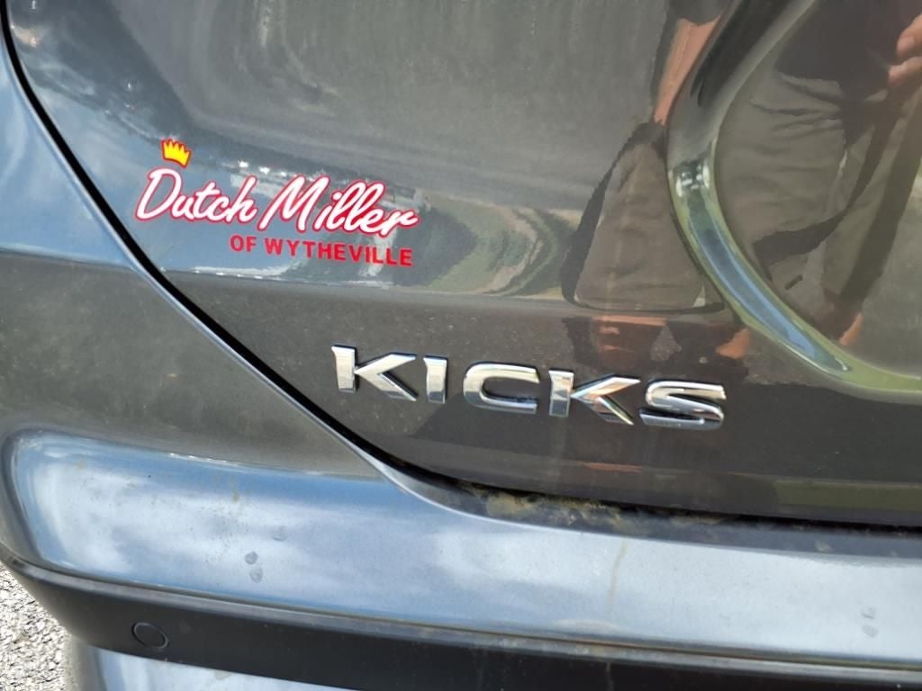 2025 Nissan Kicks Play S