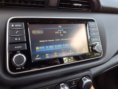 2025 Nissan Kicks Play S