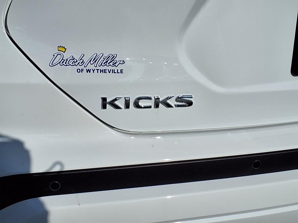 2025 Nissan Kicks Play S