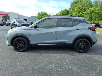 2023 Nissan Kicks SR