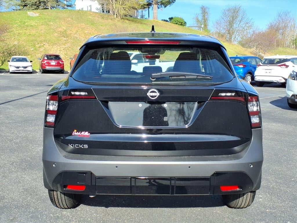 2026 Nissan Kicks S