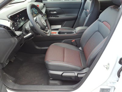 2027 Nissan Kicks SR