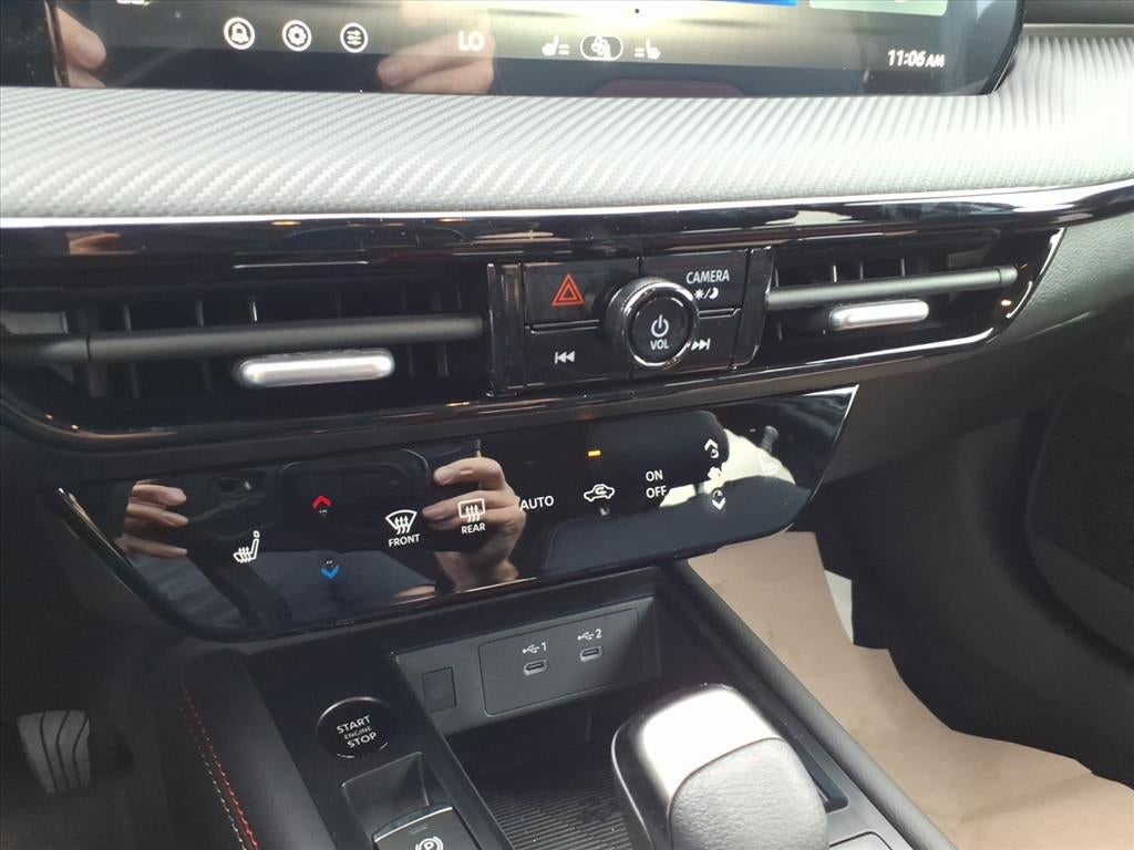 2027 Nissan Kicks SR