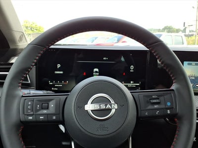 2025 Nissan Kicks SR