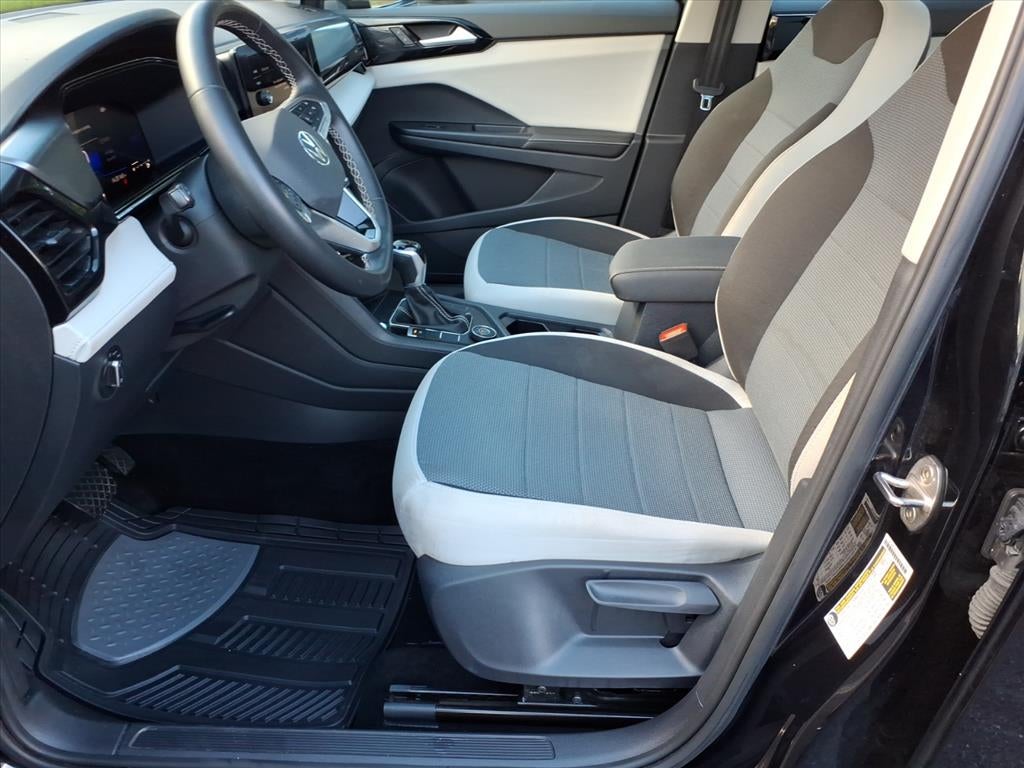 2025 Volkswagen Taos S