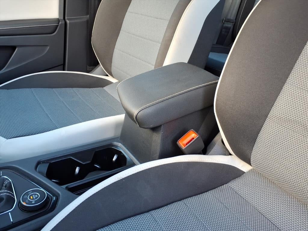 2025 Volkswagen Taos S