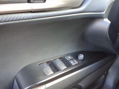 2025 Toyota Camry Hybrid SE