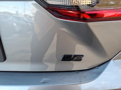 2025 Toyota Camry Hybrid SE