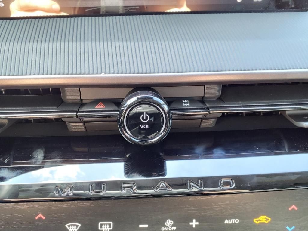 2025 Nissan Murano SV