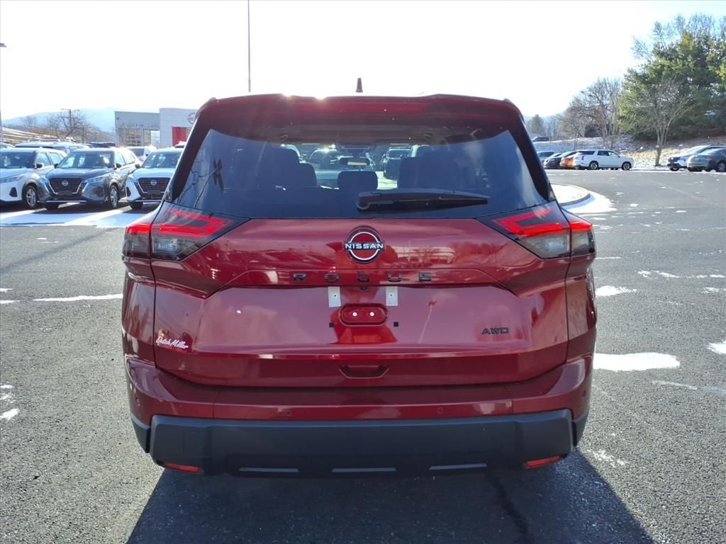 2026 Nissan Rogue Dark Armor