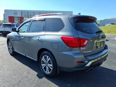 2020 Nissan Pathfinder SV
